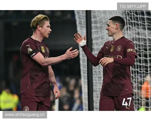 德布劳内 vs 克罗斯：传球大师的巅峰对决