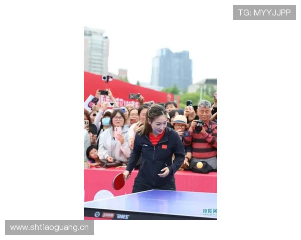 刘诗雯退役后一天喝三杯手冲咖啡，家里咖啡机比奖杯还多