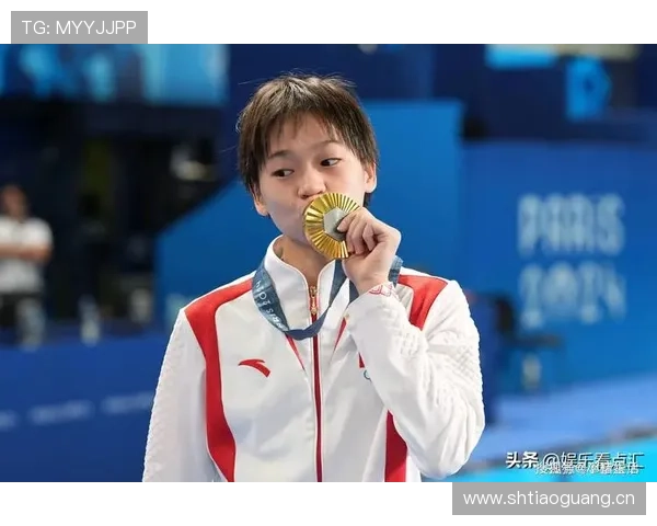 全红婵训练完偷偷吃辣条被教练抓包，下一秒表情绝了